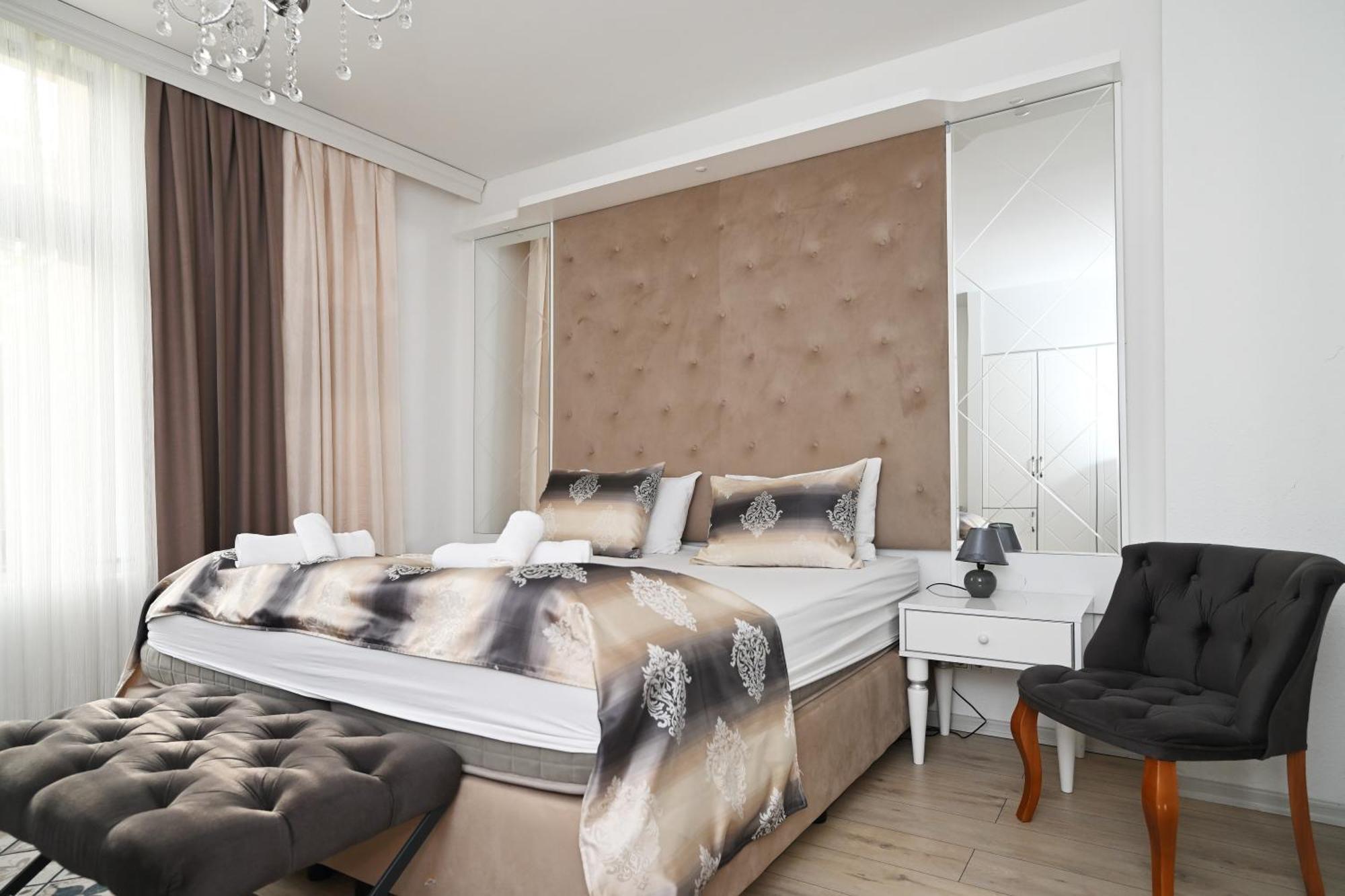Kispet Deluxe Hotels&Suites أوبيرهاوزين المظهر الخارجي الصورة