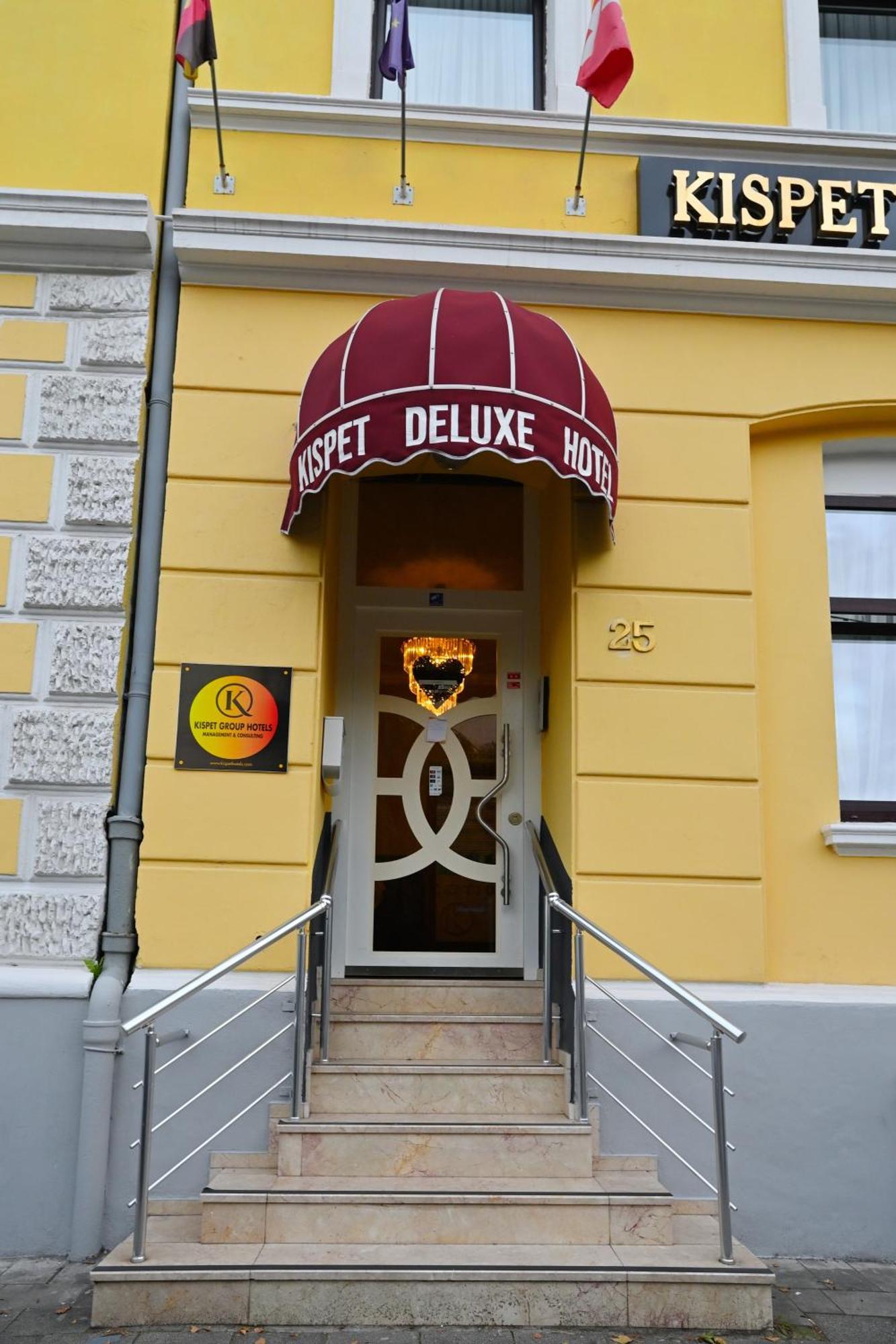 Kispet Deluxe Hotels&Suites أوبيرهاوزين المظهر الخارجي الصورة