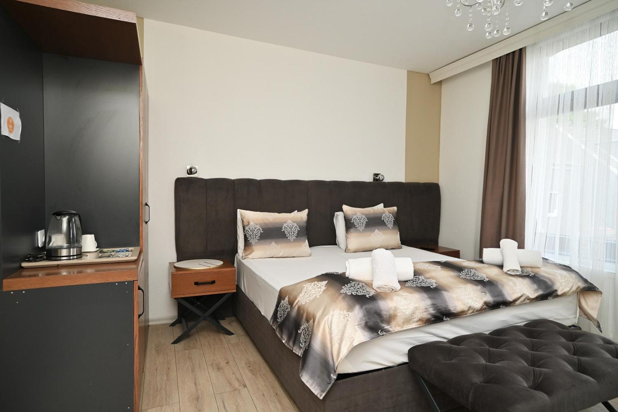Kispet Deluxe Hotels&Suites أوبيرهاوزين المظهر الخارجي الصورة