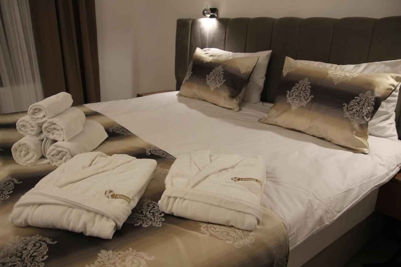 Kispet Deluxe Hotels&Suites أوبيرهاوزين المظهر الخارجي الصورة